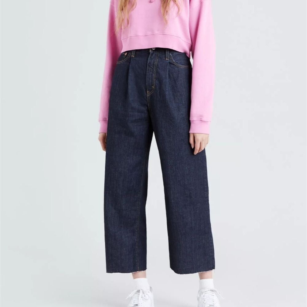 Levi’s Ribcage Pleated Crop Jeans Size 24 Women's Motown Philly Dark Wash